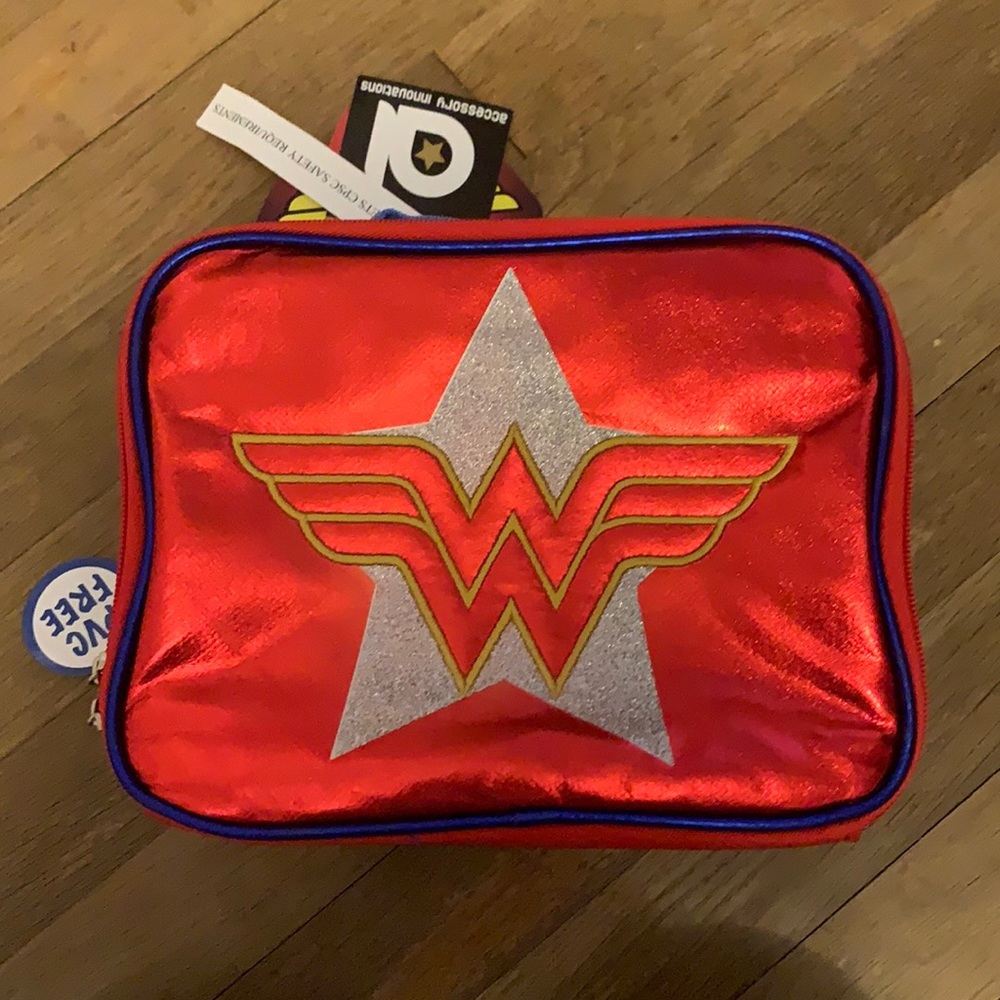 A Child’s Wonder Woman Lunchbag